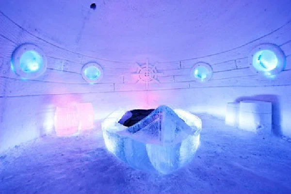 Iglu Uebernachtung