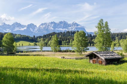 Bergpanorama vom Wilden Kaiser im Frühling